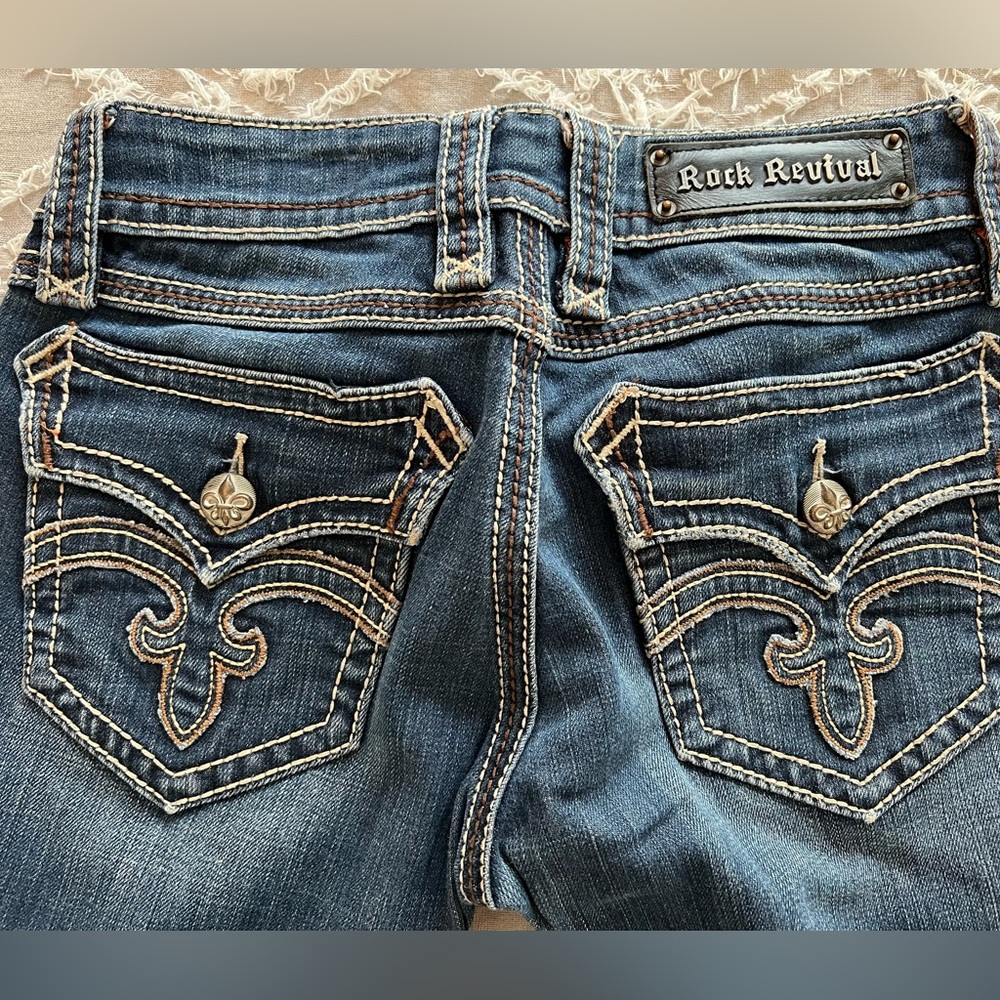 Rock Revival - size 27